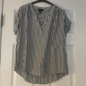 Jones New York Striped Top with cap sleeves